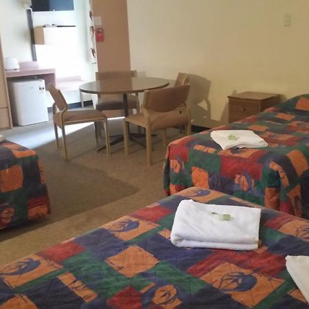 Gateway Motor Inn Narrandera Ruang foto