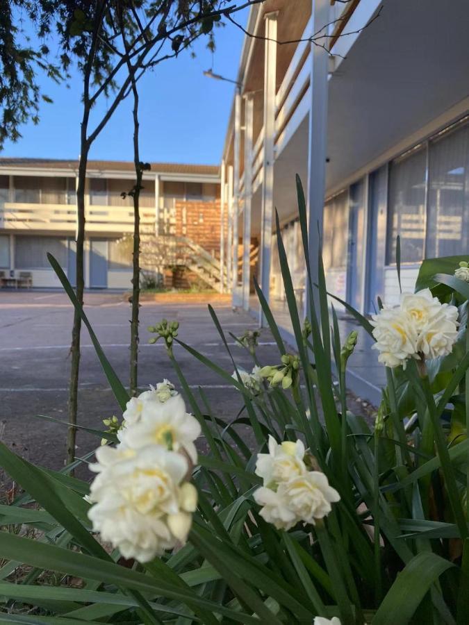 Gateway Motor Inn Narrandera Bagian luar foto