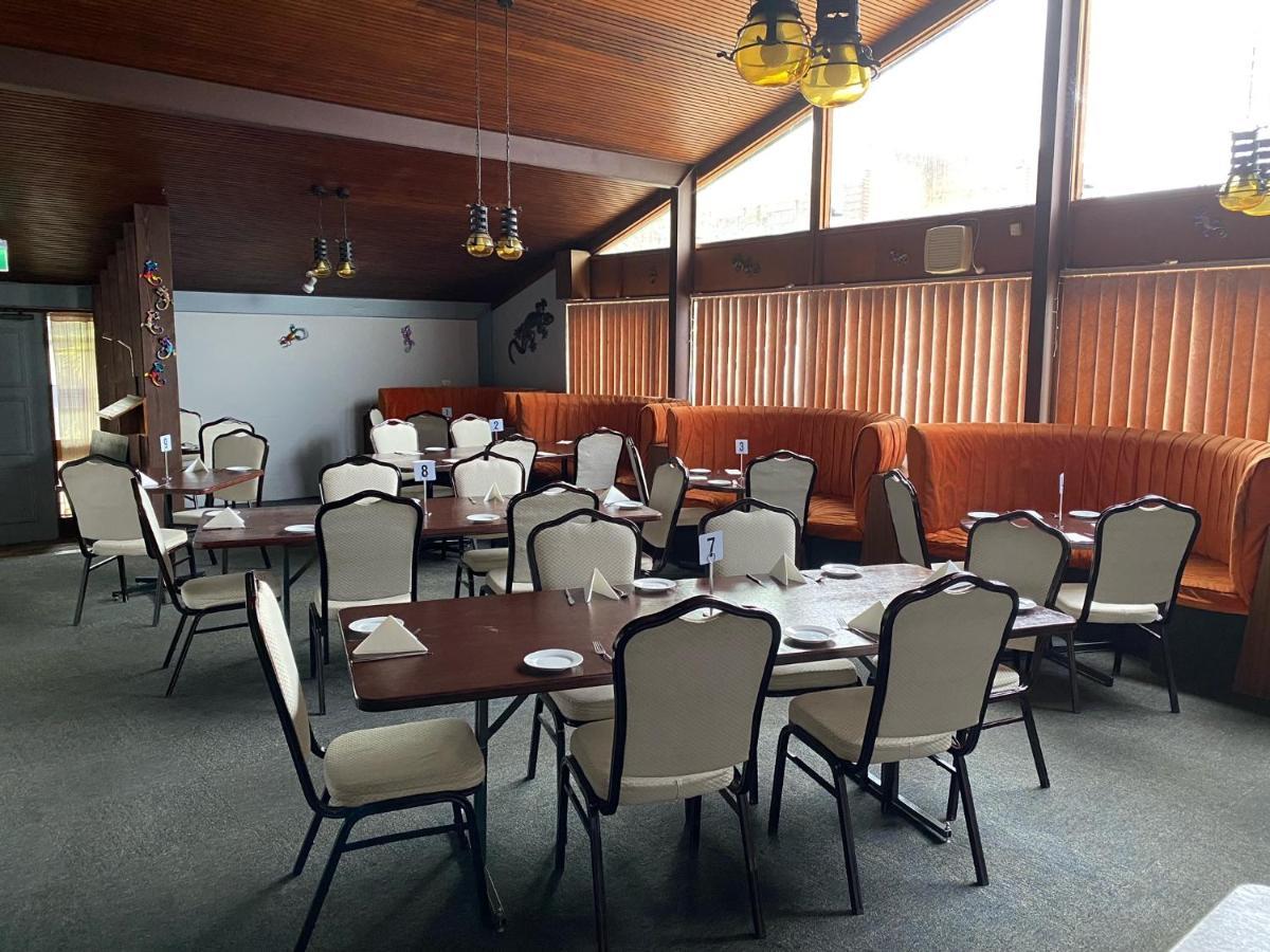 Gateway Motor Inn Narrandera Bagian luar foto
